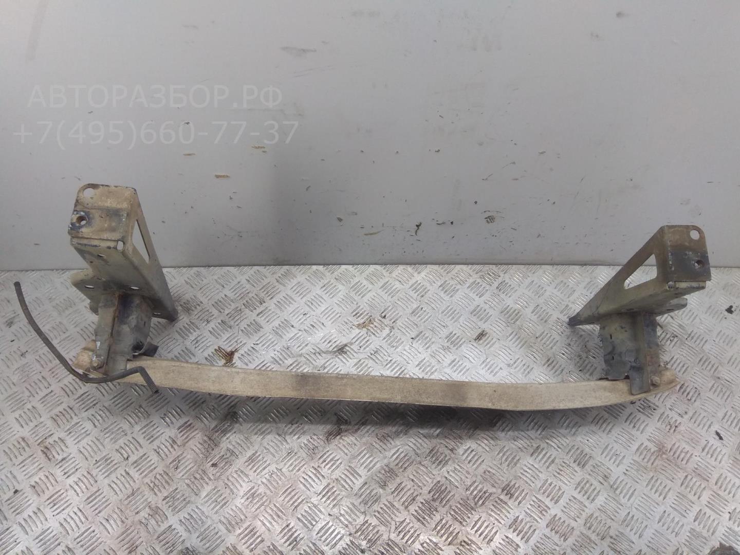 Усилитель переднего бампера