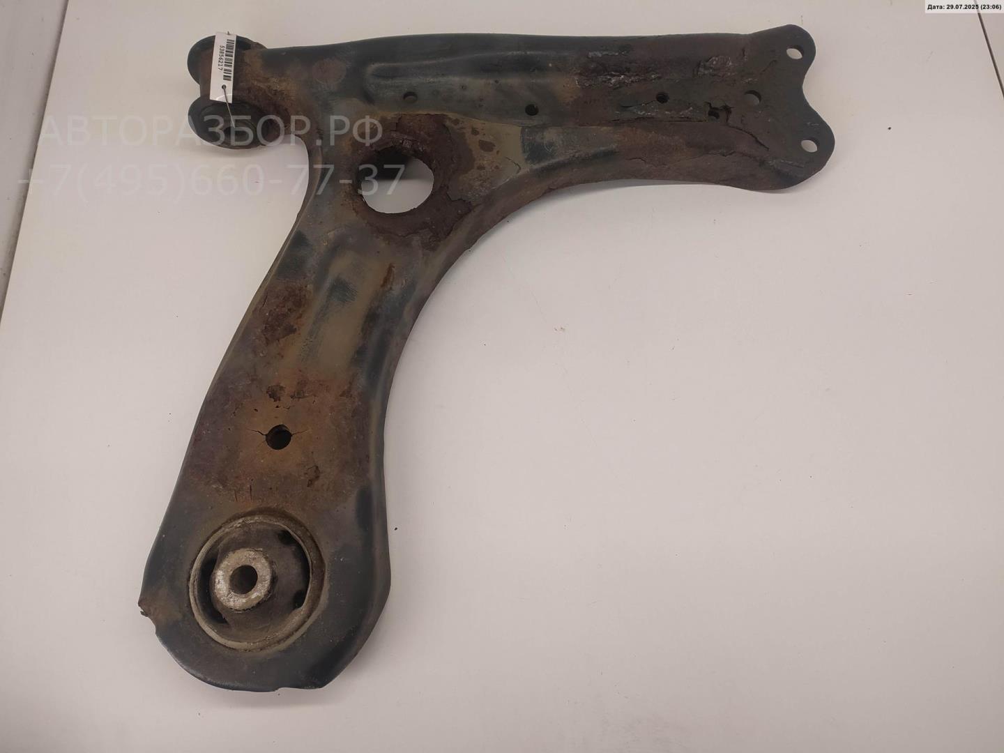 Рычаг передний левый