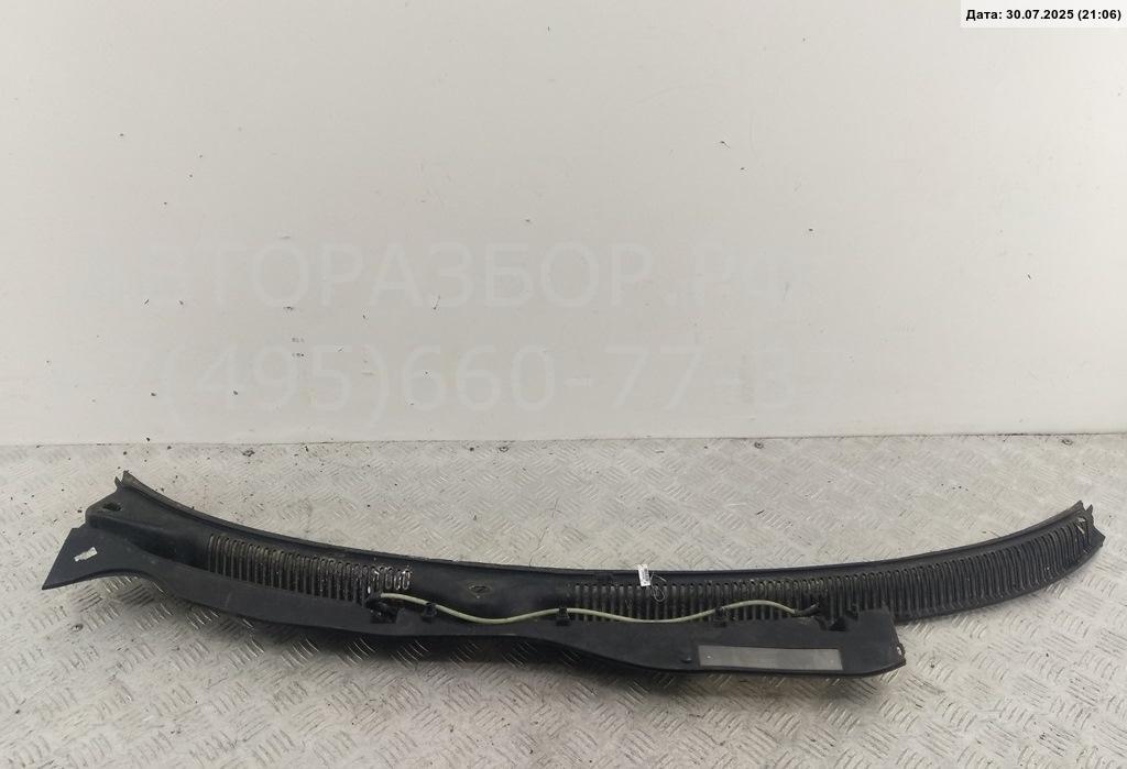 Решетка стеклоочистителей (Жабо)