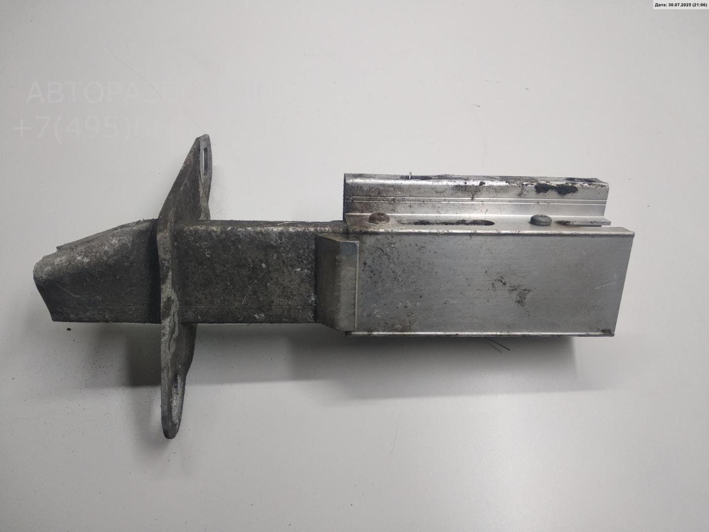 Накладка заднего бампера правая