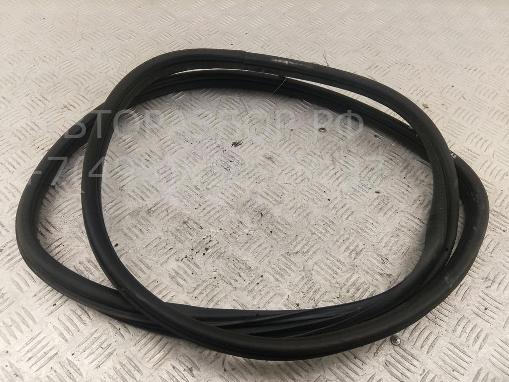 Уплотнитель двери