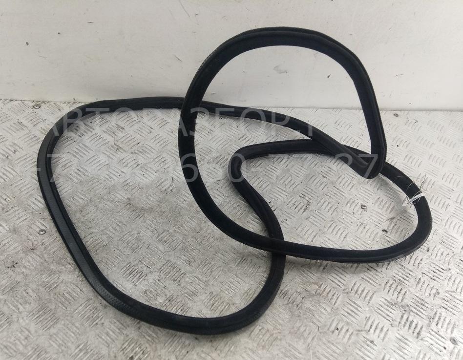 Уплотнитель двери