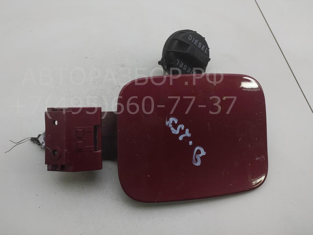 Лючок бензобака