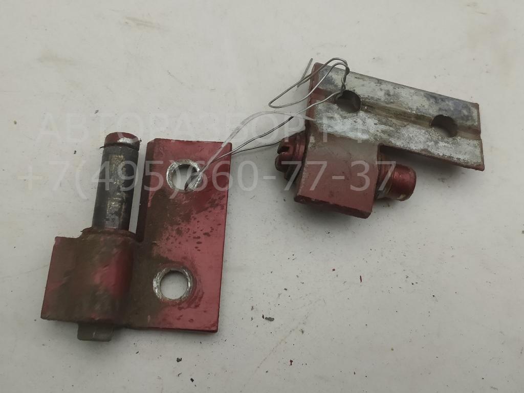 Петля двери