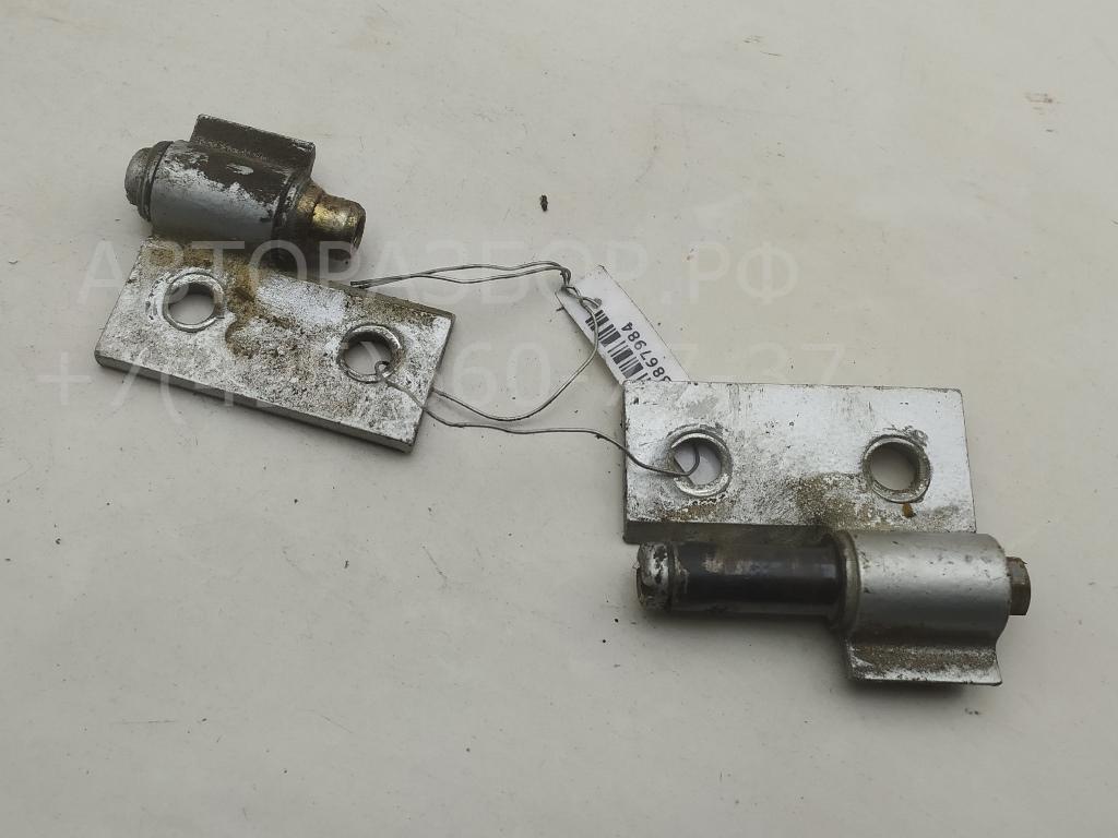 Петля двери