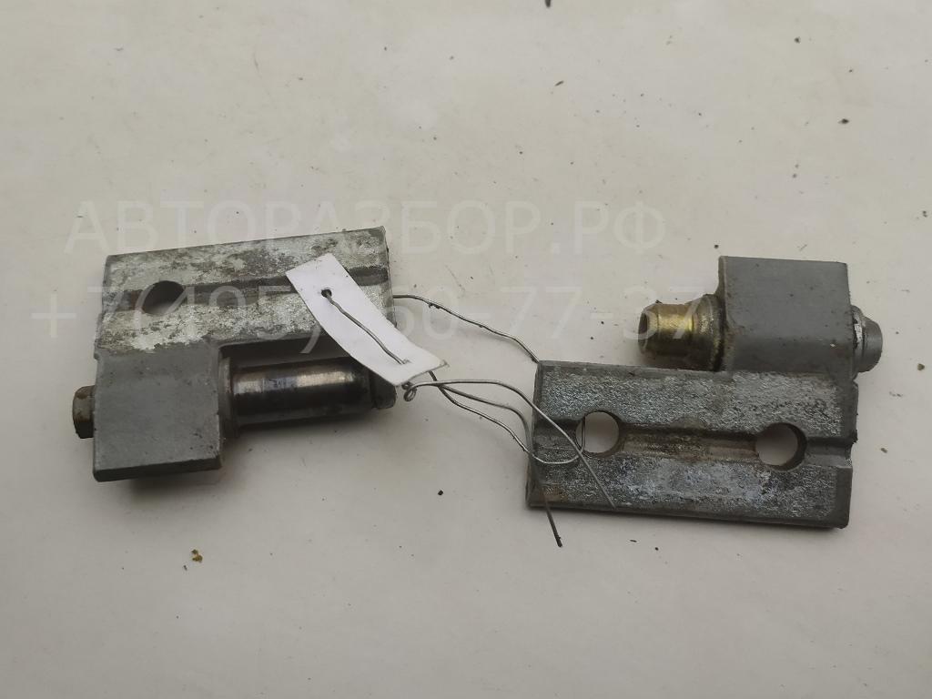 Петля двери