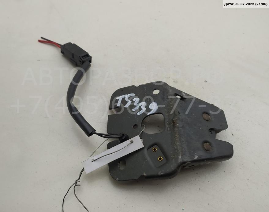 Замок багажника