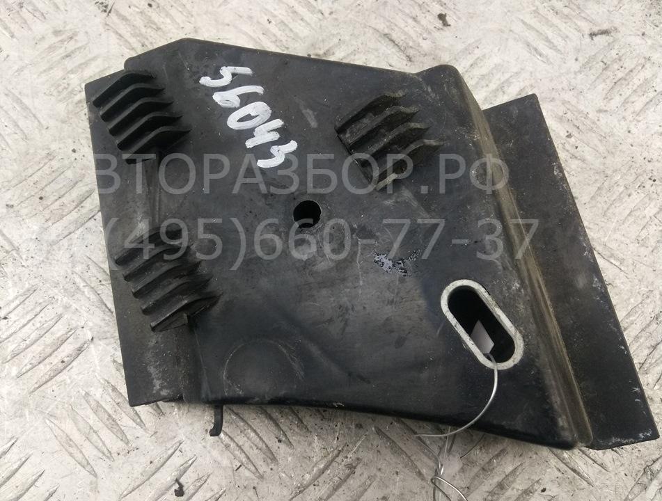 Кронштейн заднего бампера левый