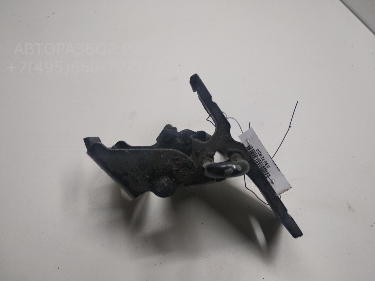 Петля двери