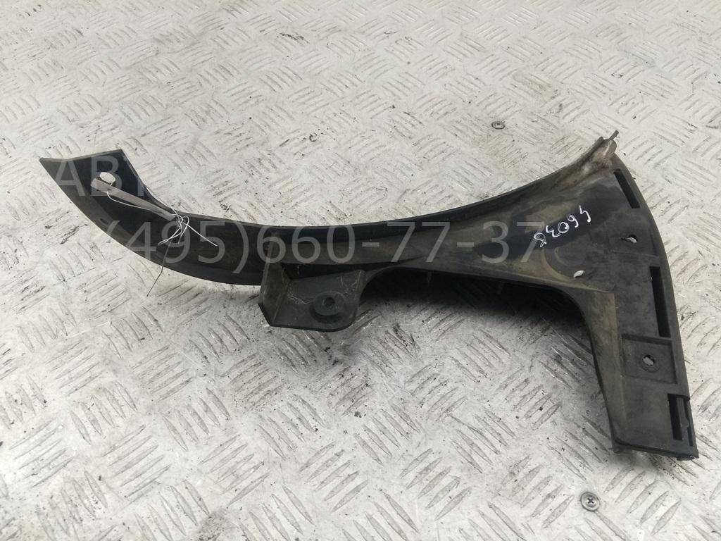 Кронштейн заднего бампера