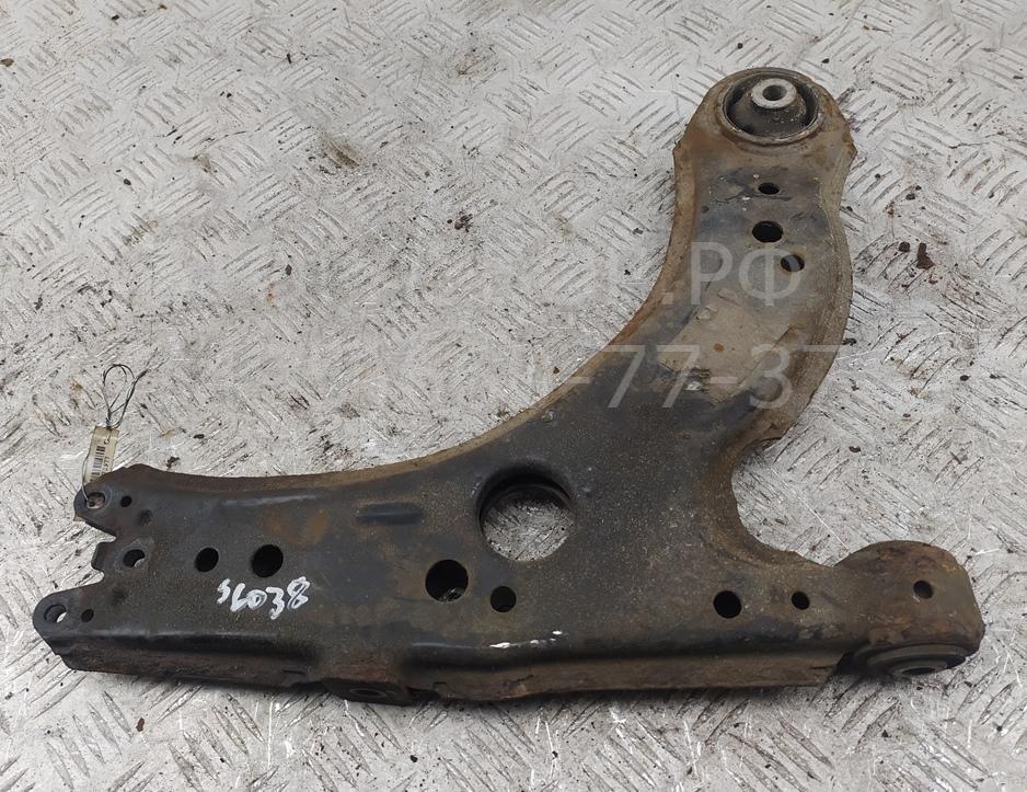 Рычаг передний левый