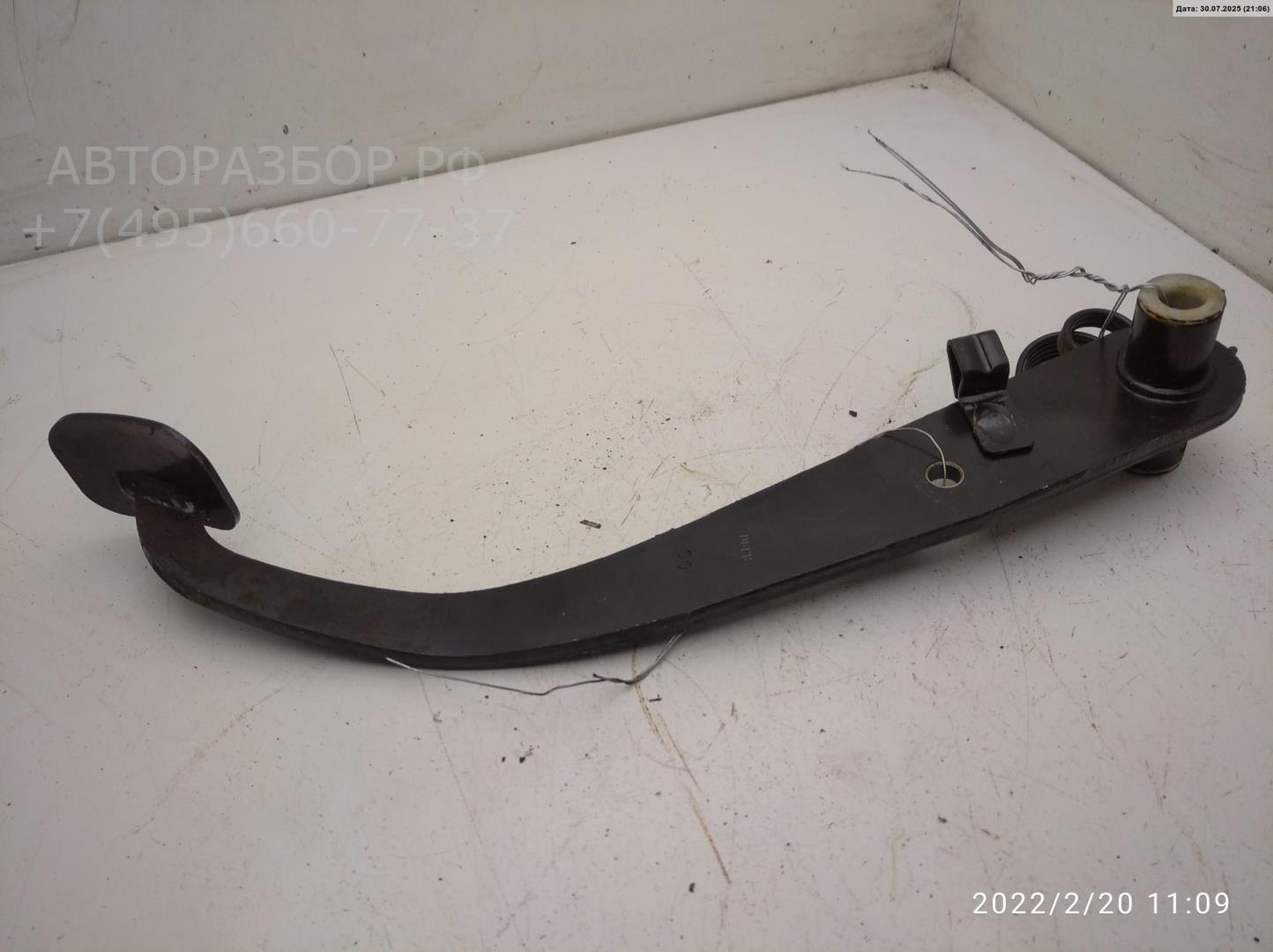 Педаль тормоза