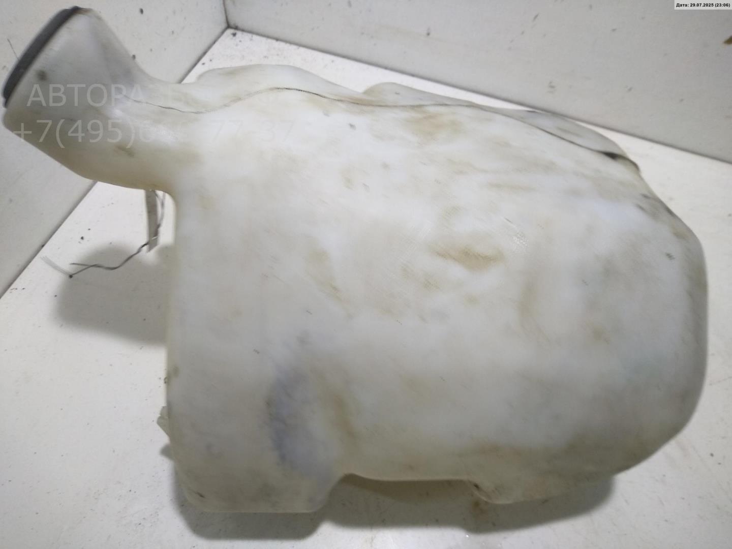 Бачок омывателя лобового стекла