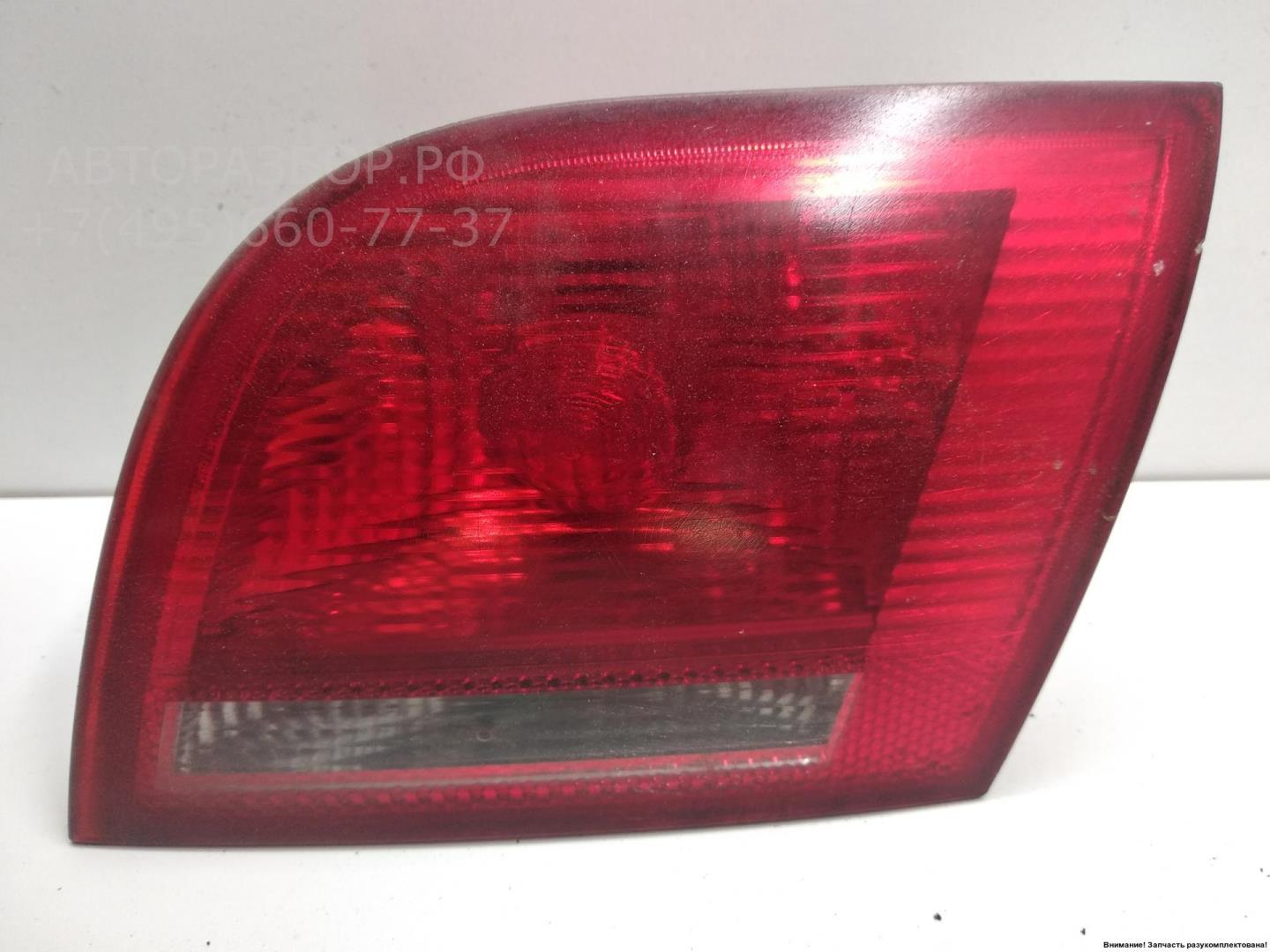 Фонарь задний внутренний правый