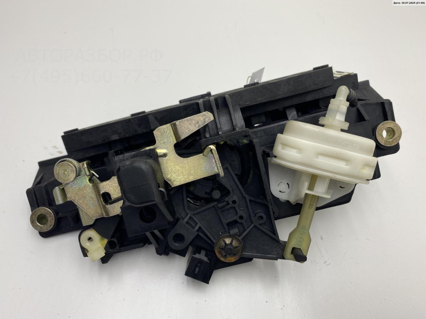 Ручка двери багажника наружная