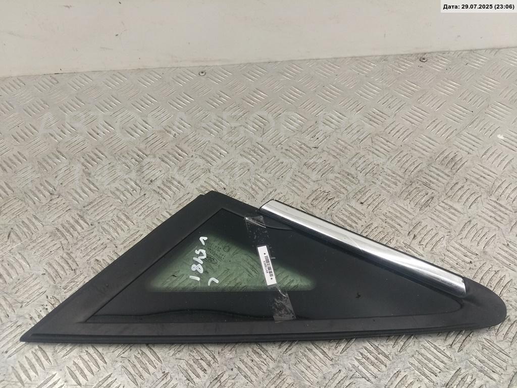 Стекло кузовное глухое левое