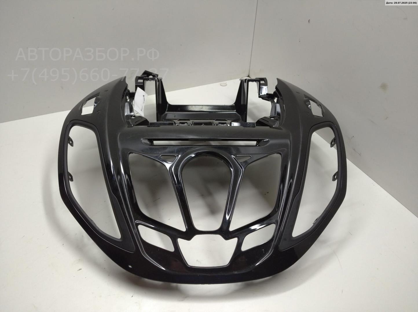 Рамка магнитолы