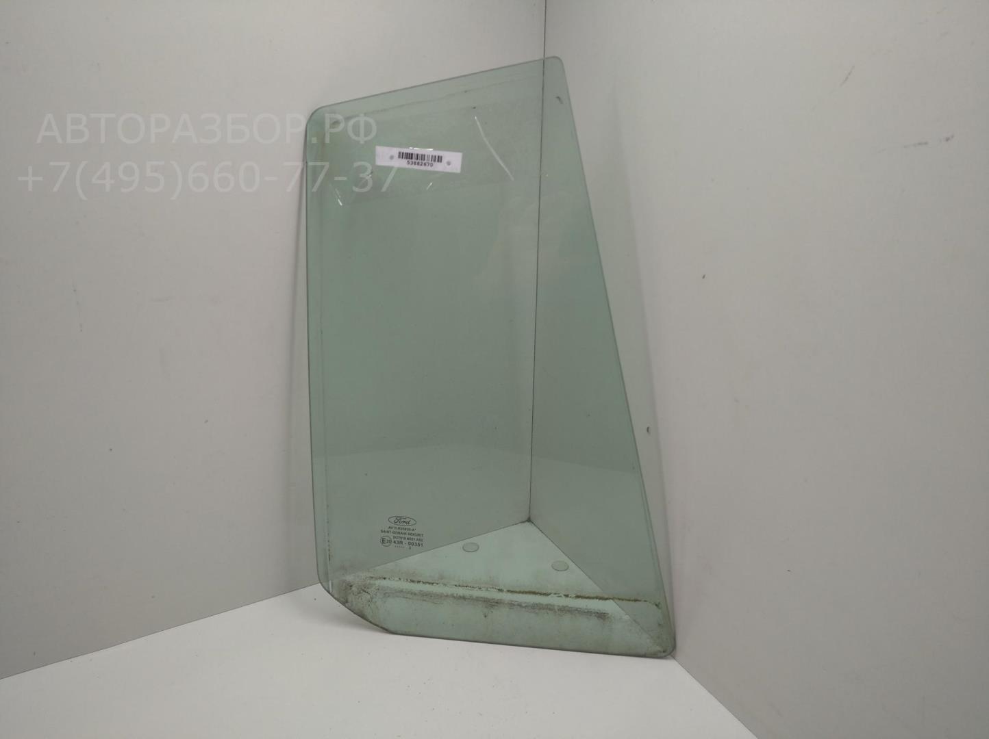 Стекло двери задней правой (форточка)