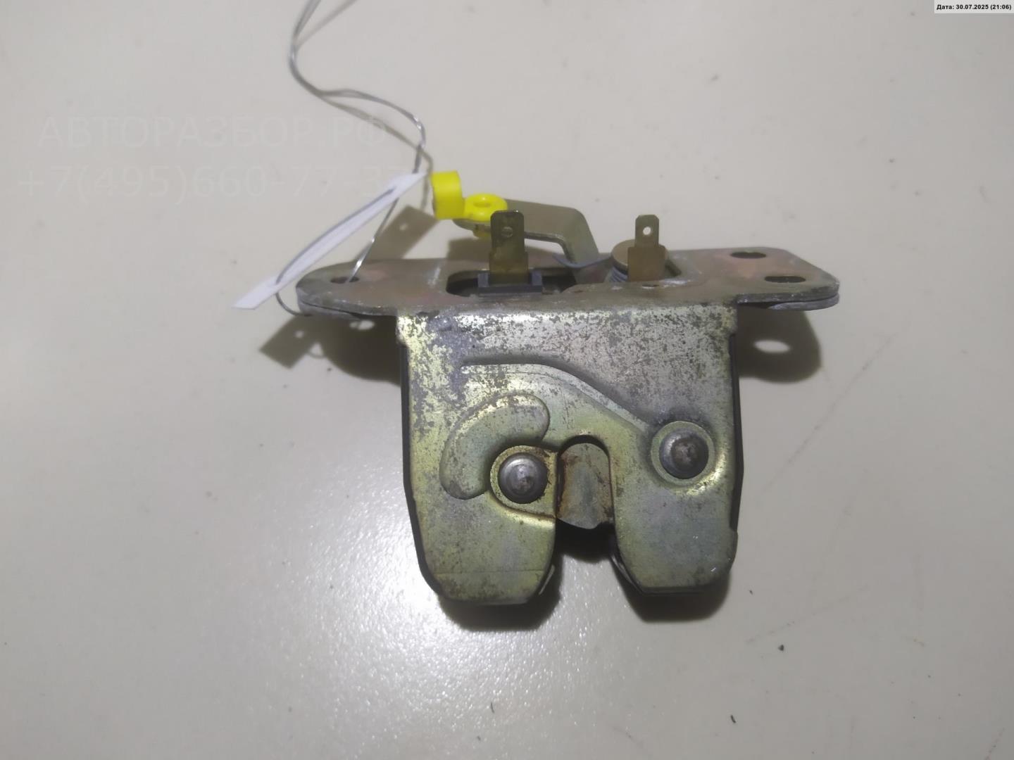 Замок багажника