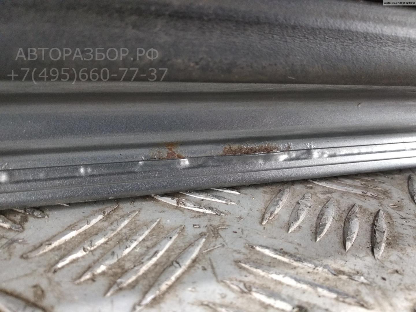 Дверь передняя правая