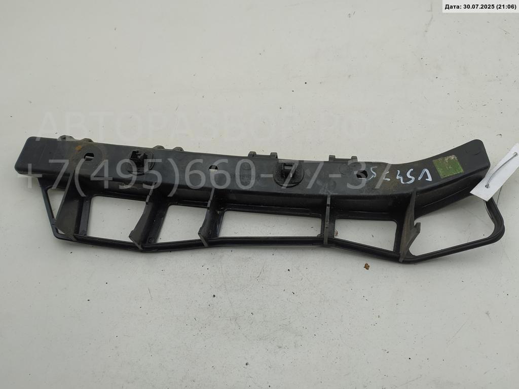 Кронштейн заднего бампера