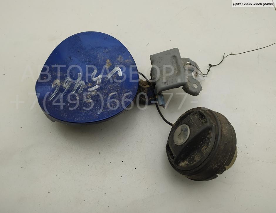 Лючок бензобака