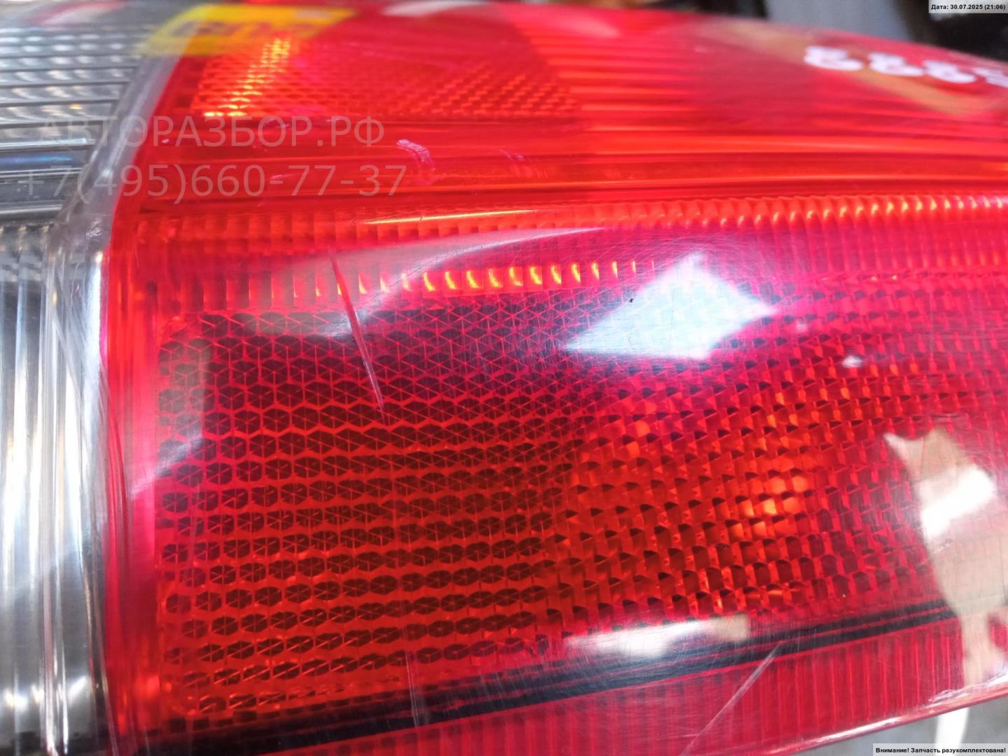 Фонарь задний правый