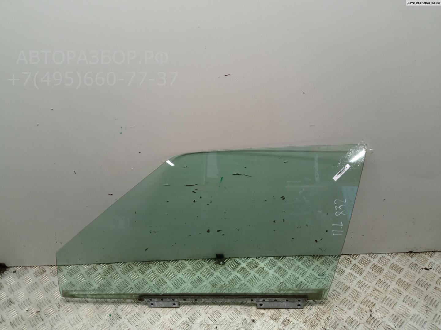 Стекло двери передней левой