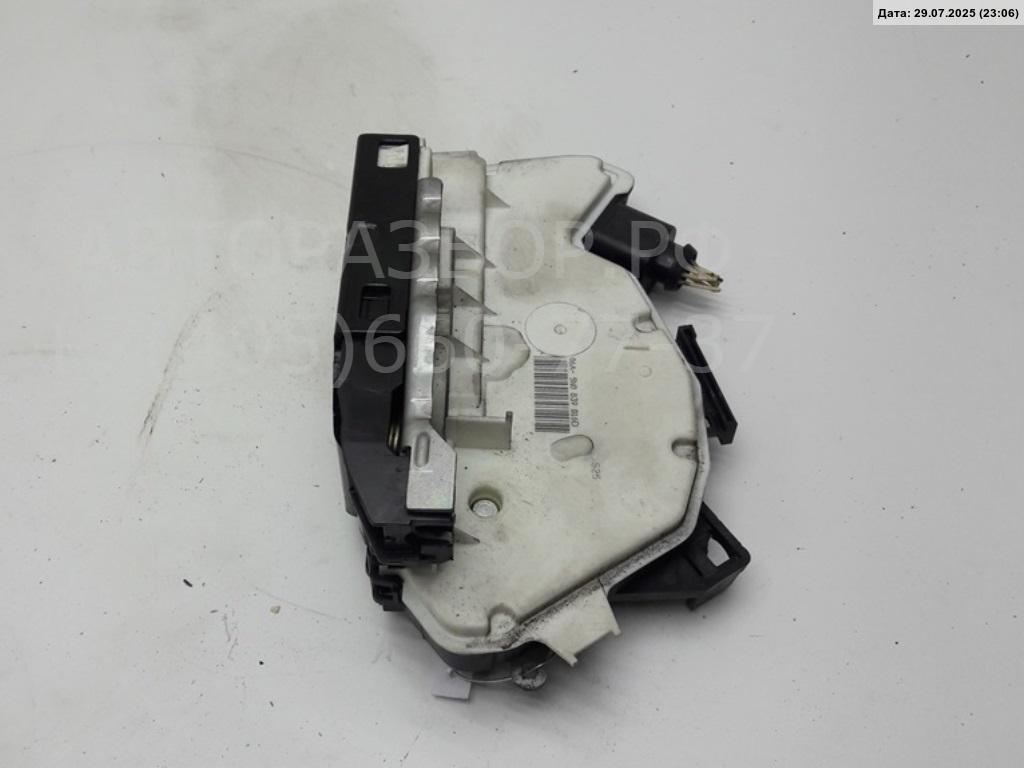 Замок двери задней правой