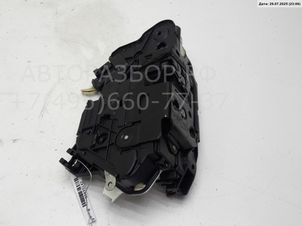 Замок двери передней правой