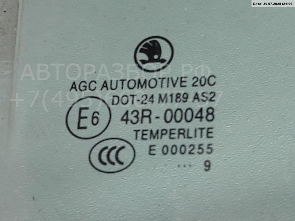 Стекло двери задней правой