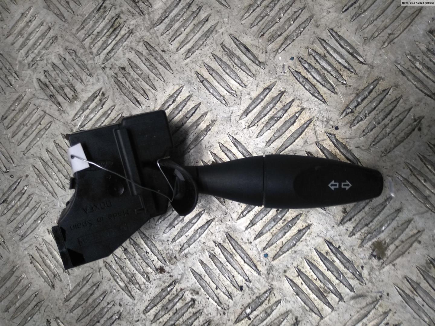 Переключатель поворотов подрулевой