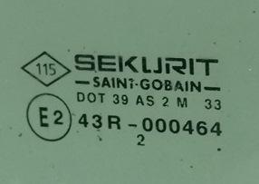 Стекло двери передней левой