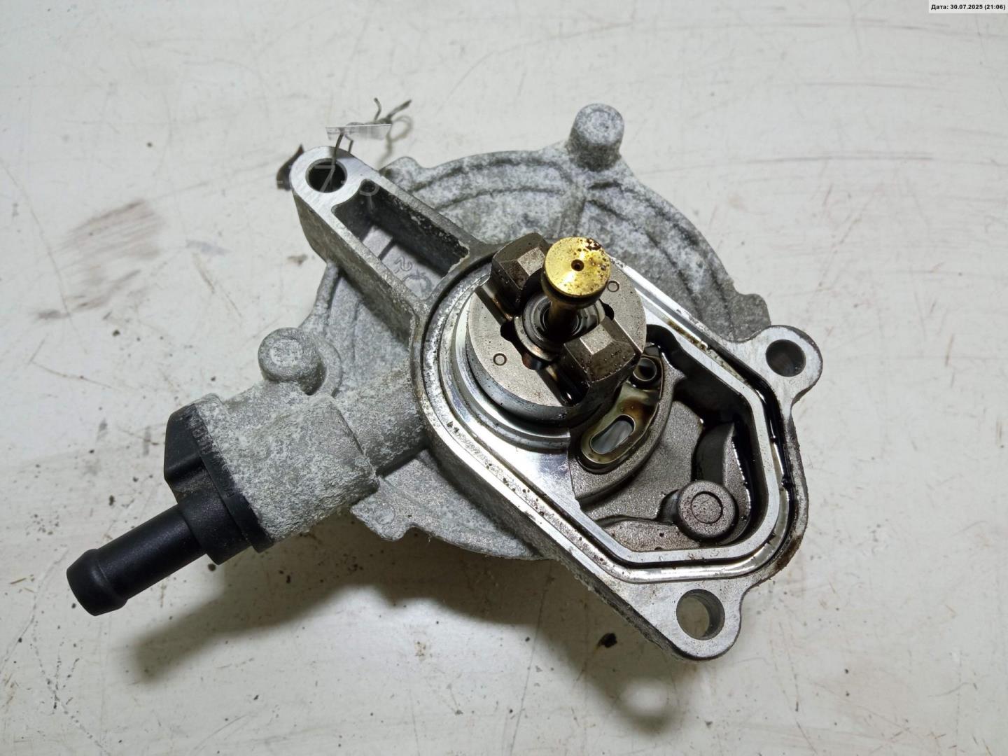 Насос вакуумный