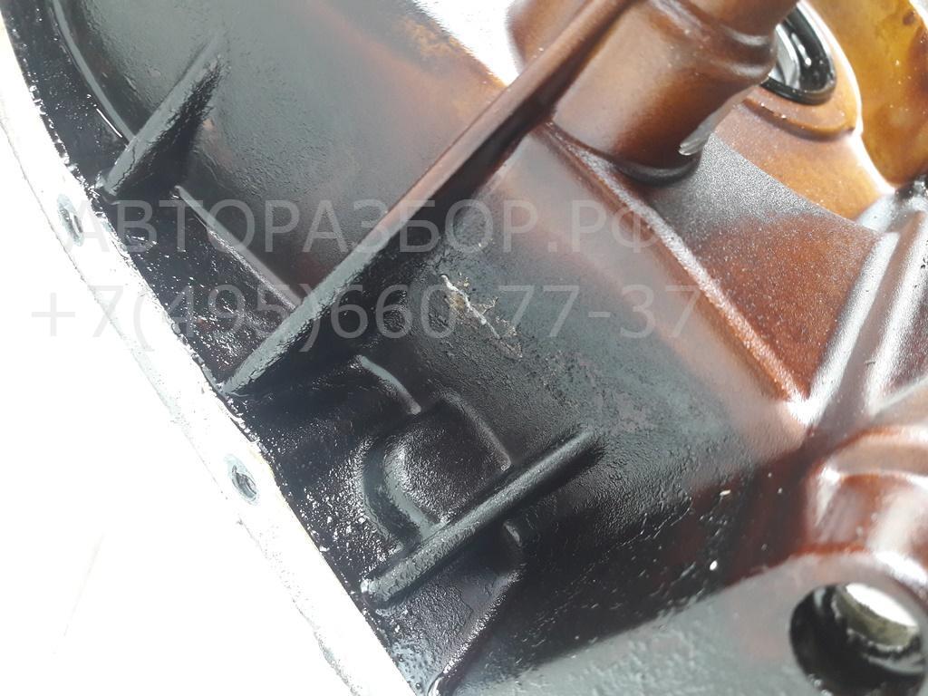 Крышка двигателя передняя