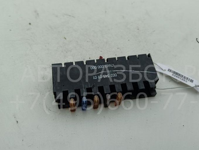 Блок предохранителей