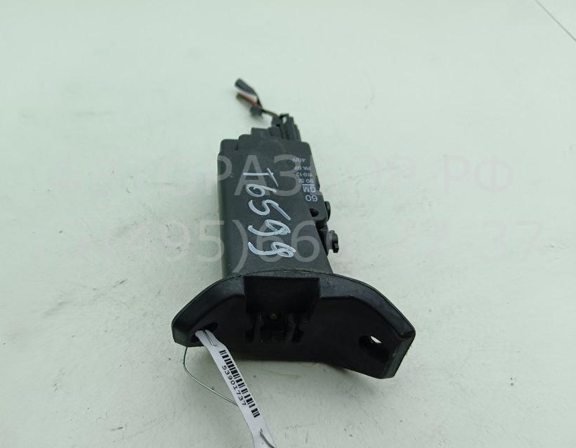 Активатор замка двери