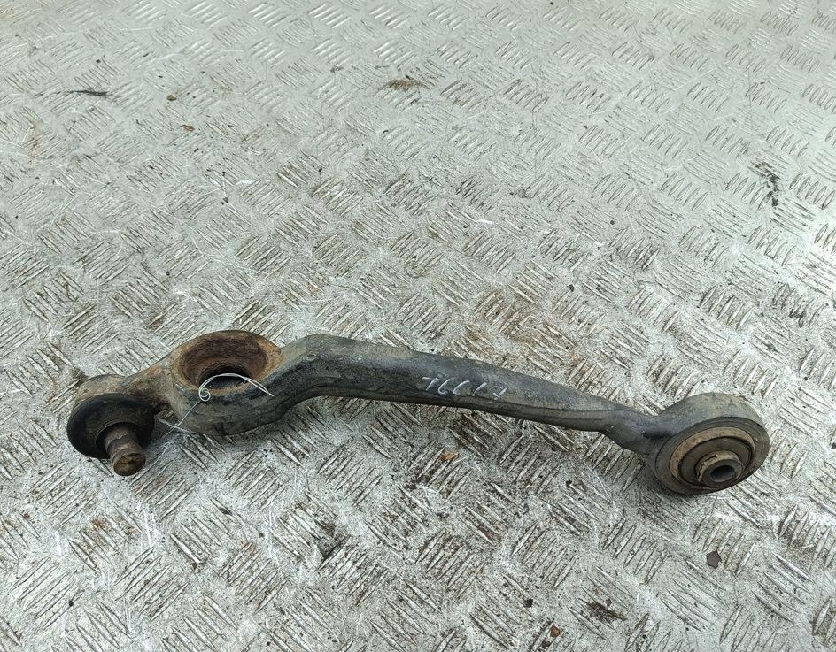 Рычаг передний левый