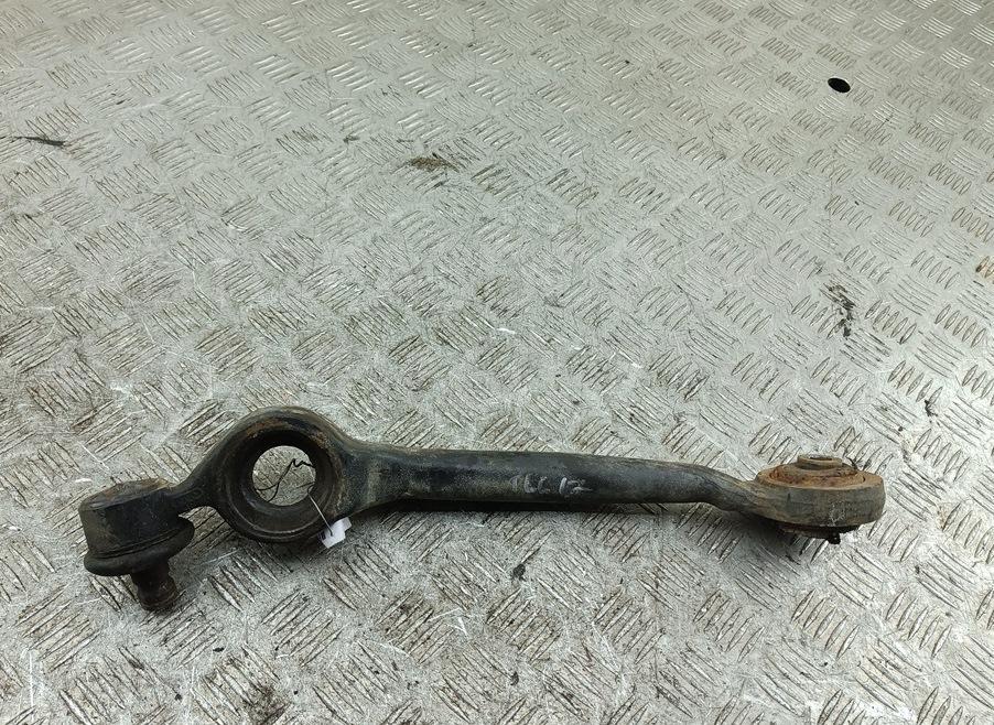 Рычаг передний правый