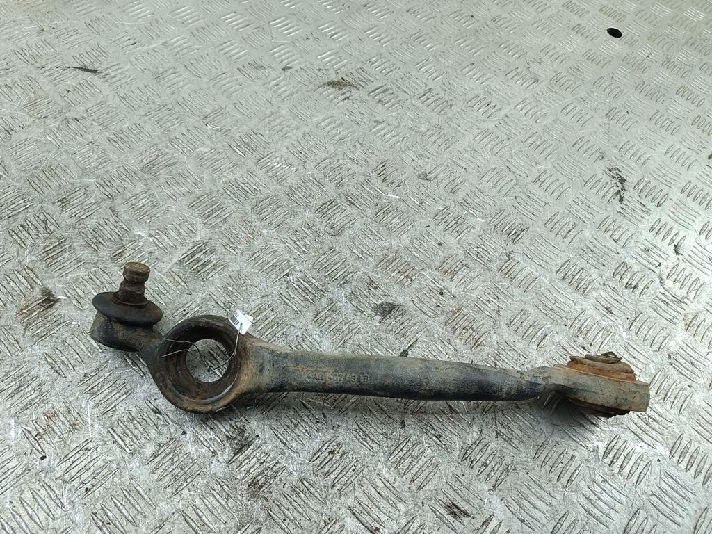 Рычаг передний правый