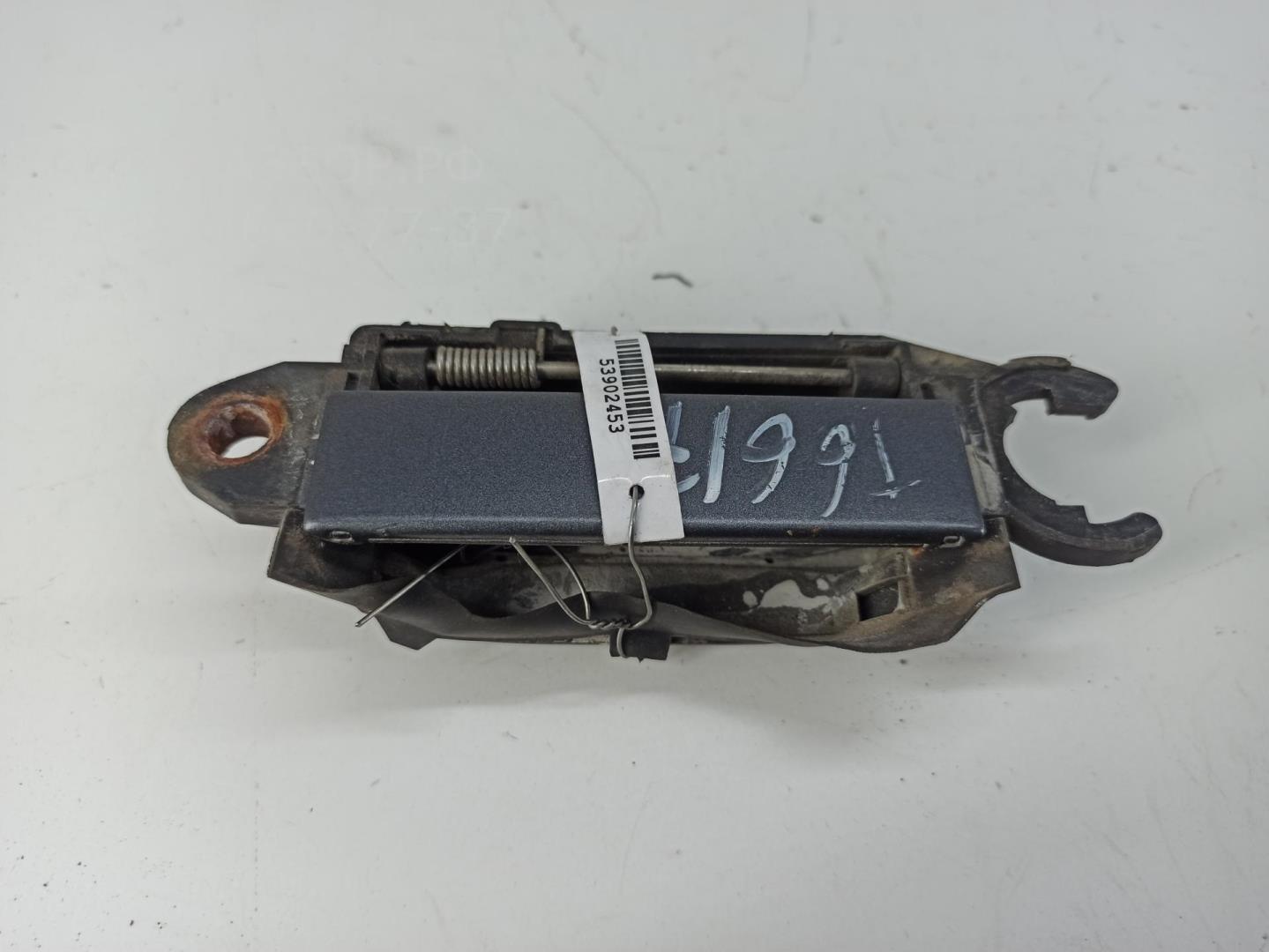 Ручка двери передней наружная левая