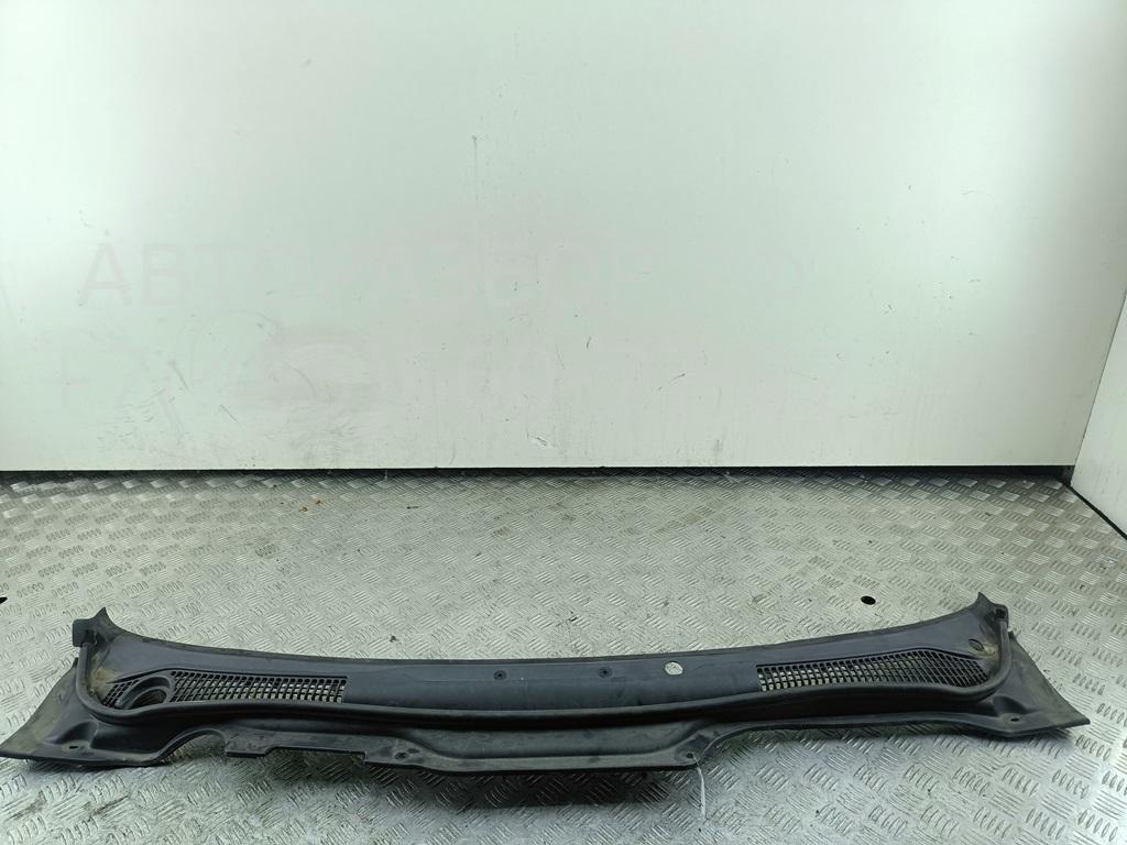 Решетка стеклоочистителей (Жабо)