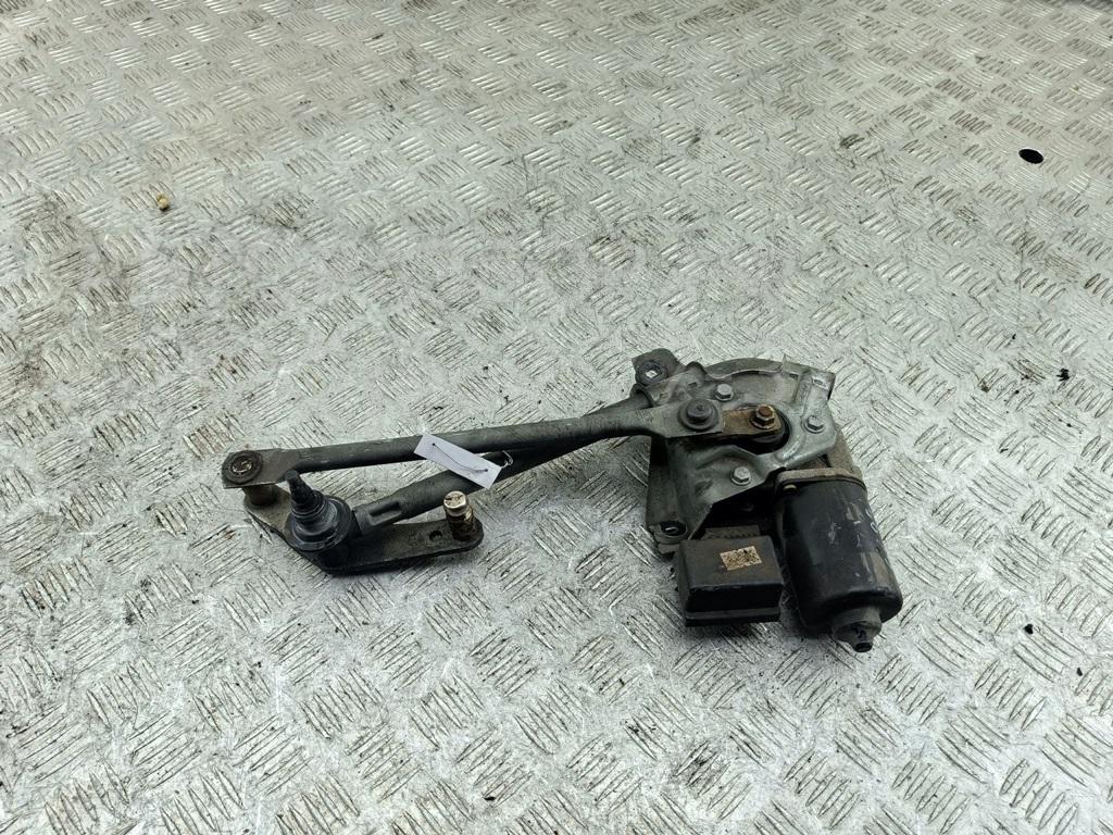 Моторчик стеклоочистителя передний