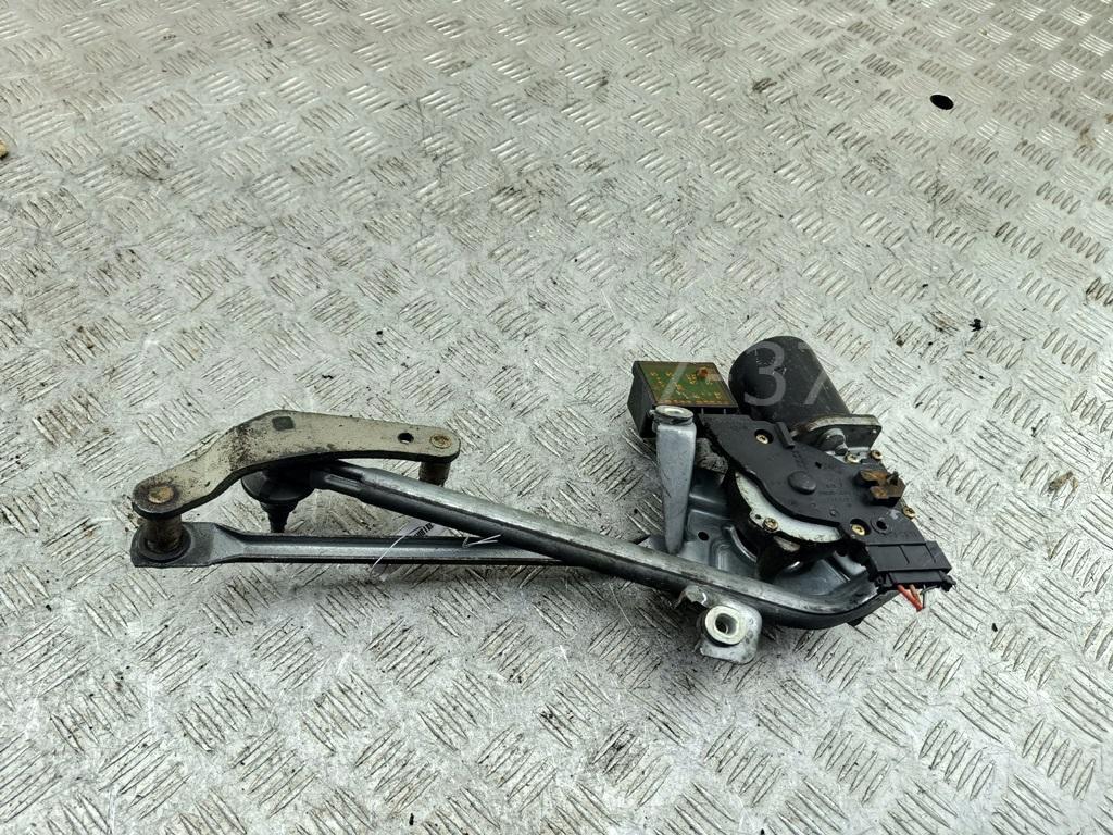 Моторчик стеклоочистителя передний