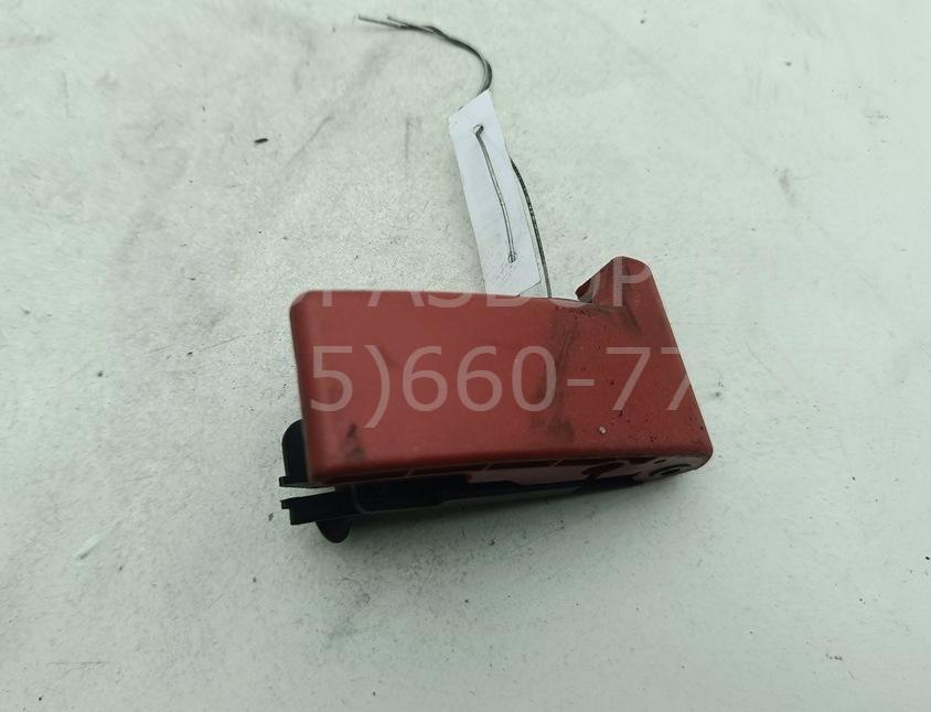 Ручка открывания капота