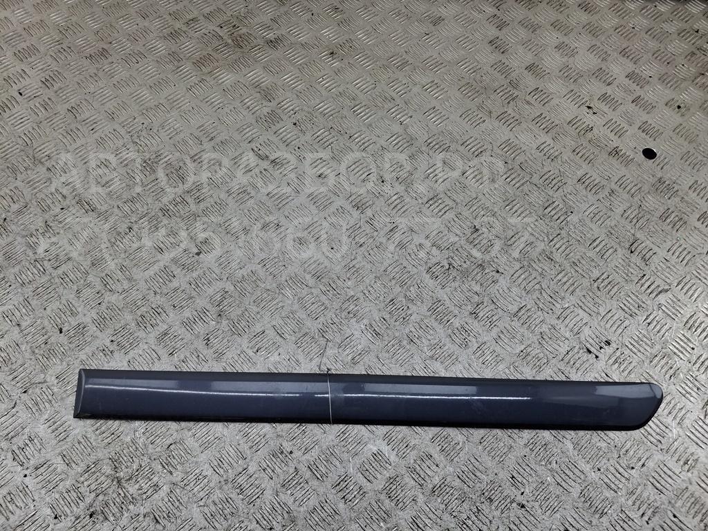 Накладка двери задней левой