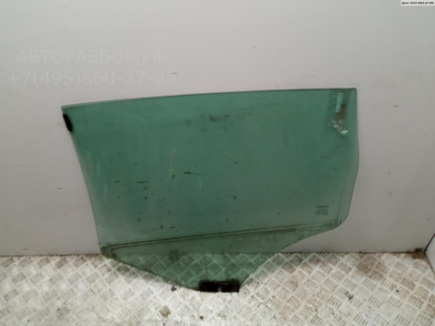 Стекло двери задней правой