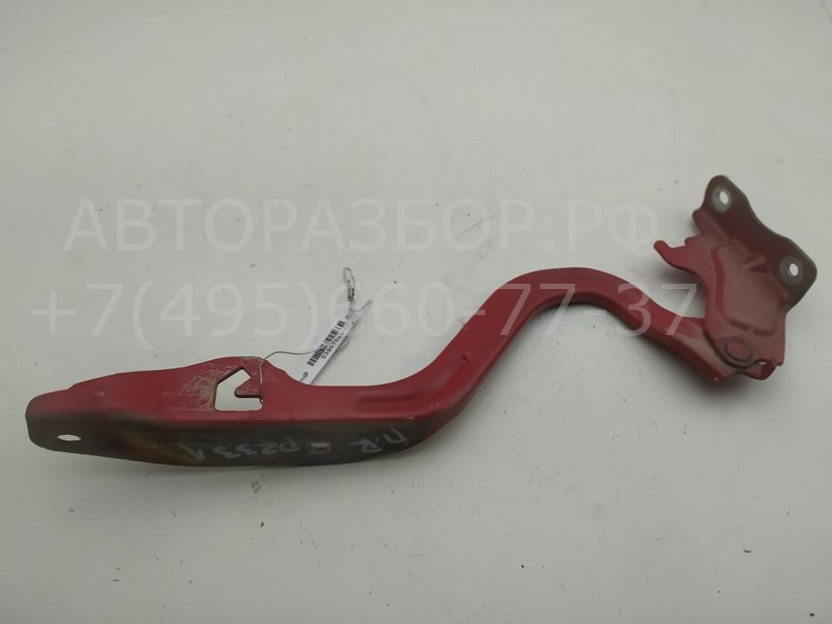 Петля капота правая