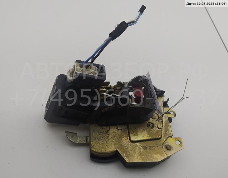 Замок двери задней правой