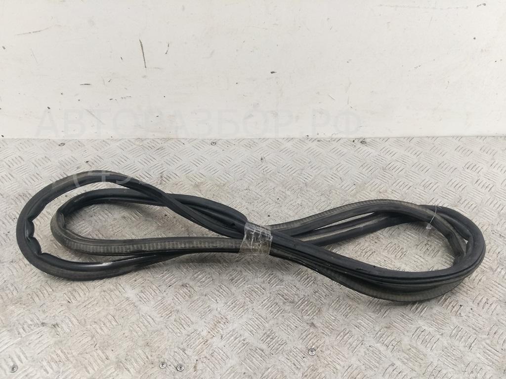 Уплотнитель багажника